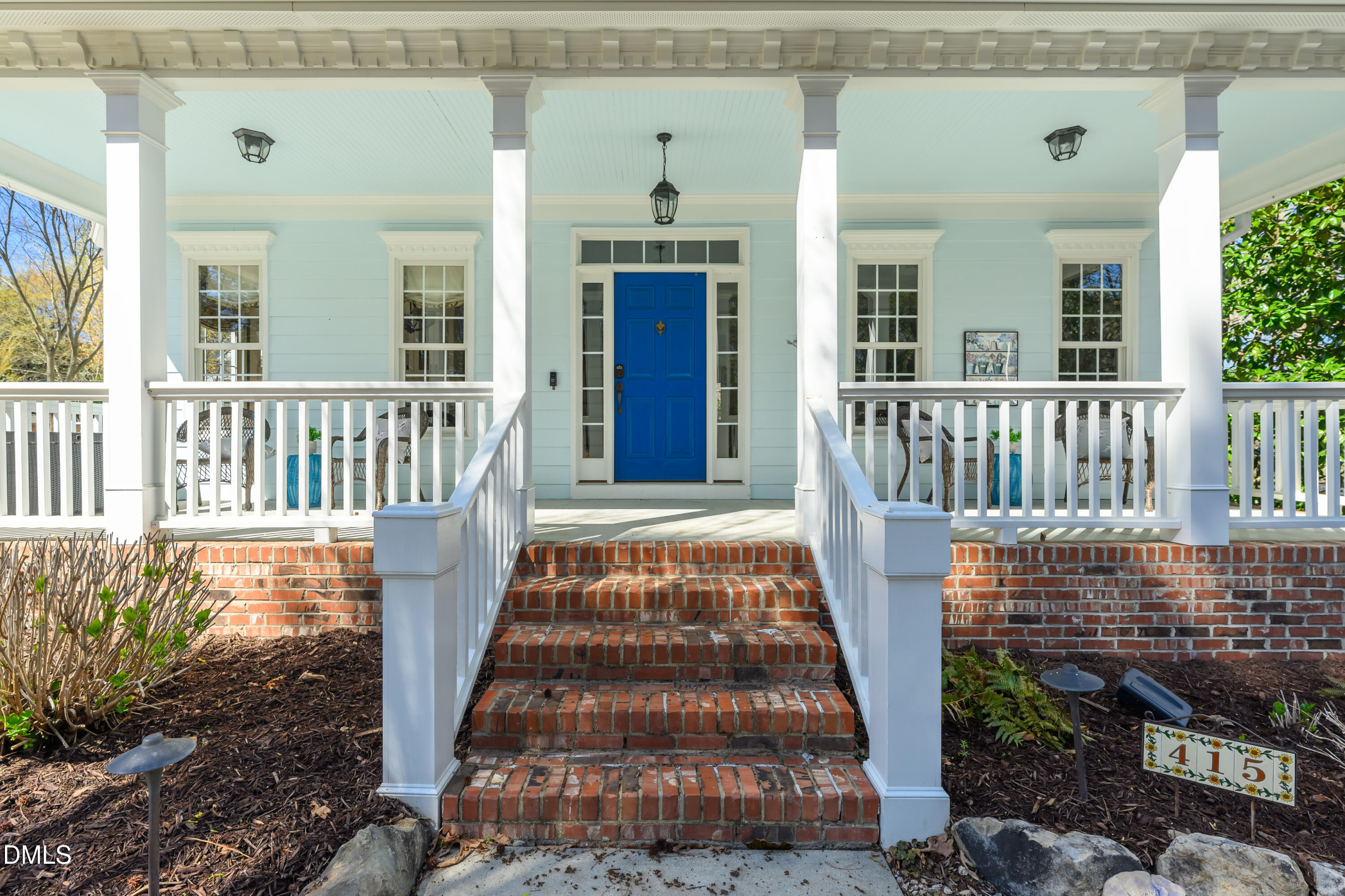415 Fairview Road Apex, NC 27502 - Photo 6 of 55 4 -415 fairview rd, exterior