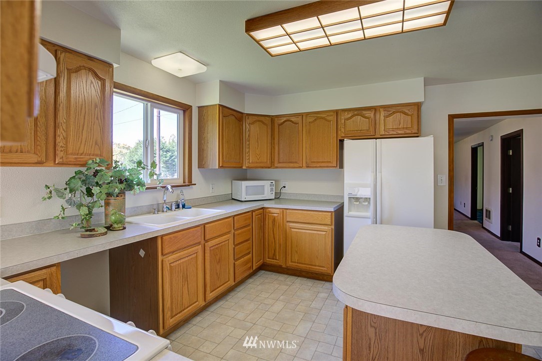 222 Endresen Road Hoquiam, WA 98550 - Photo 14 of 34 Gallery Image 14