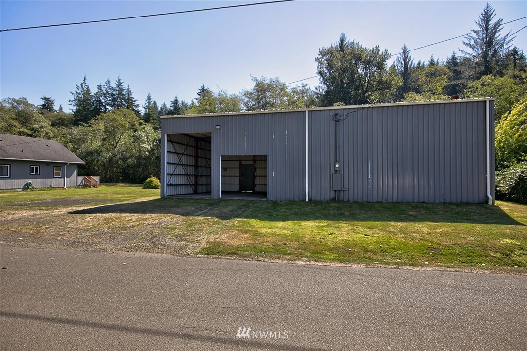 222 Endresen Road Hoquiam, WA 98550 - Photo 2 of 34 Gallery Image 2