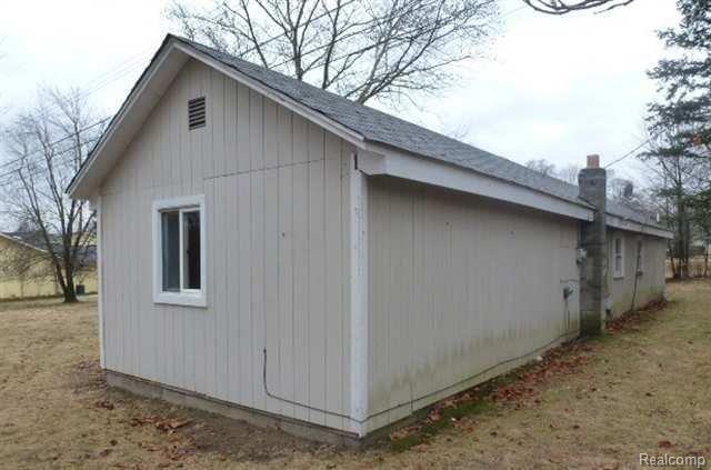 641 John R Road Rochester, MI 48307 - Photo 2 of 10 2.jpg