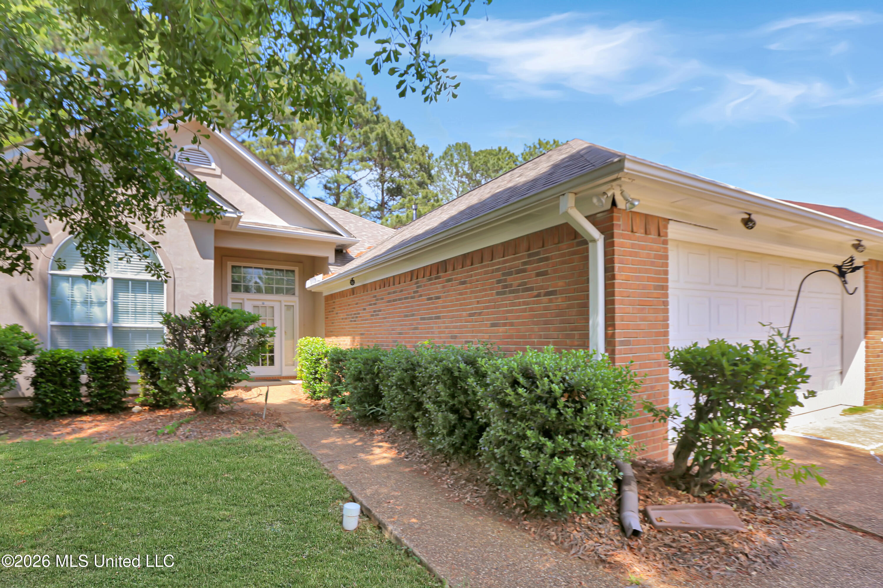 737 Avalon Way - 2