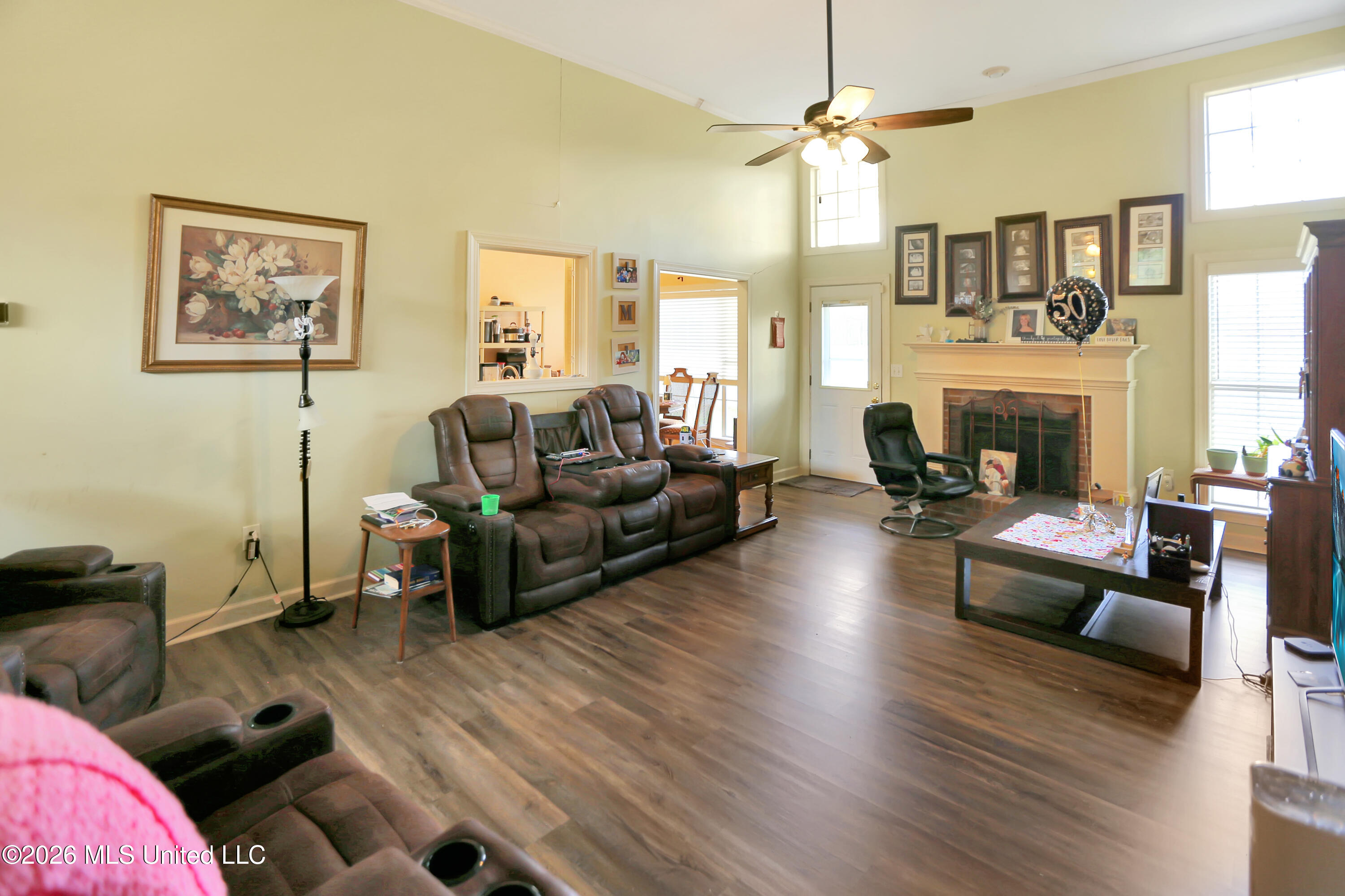 373 Avalon Way Brandon, MS 39047 - Photo 3 of 17 737 Avalon Way - 16