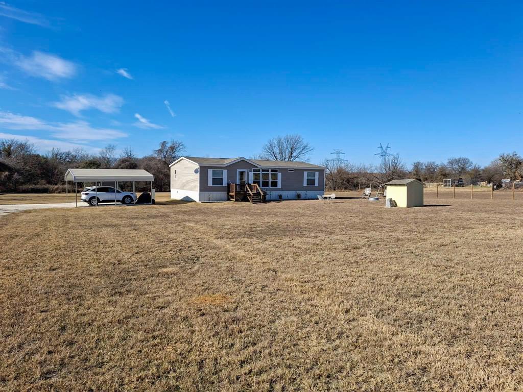 7256 Johnson Road Granbury, TX 76049 - Photo 8 of 40