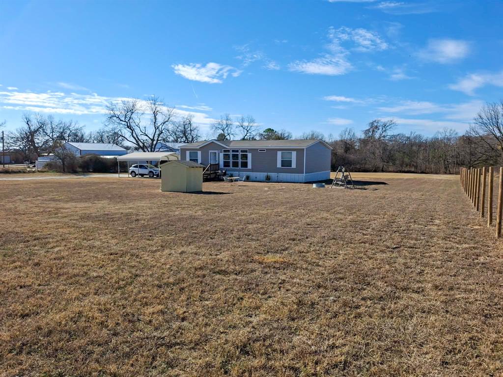 7256 Johnson Road Granbury, TX 76049 - Photo 9 of 40