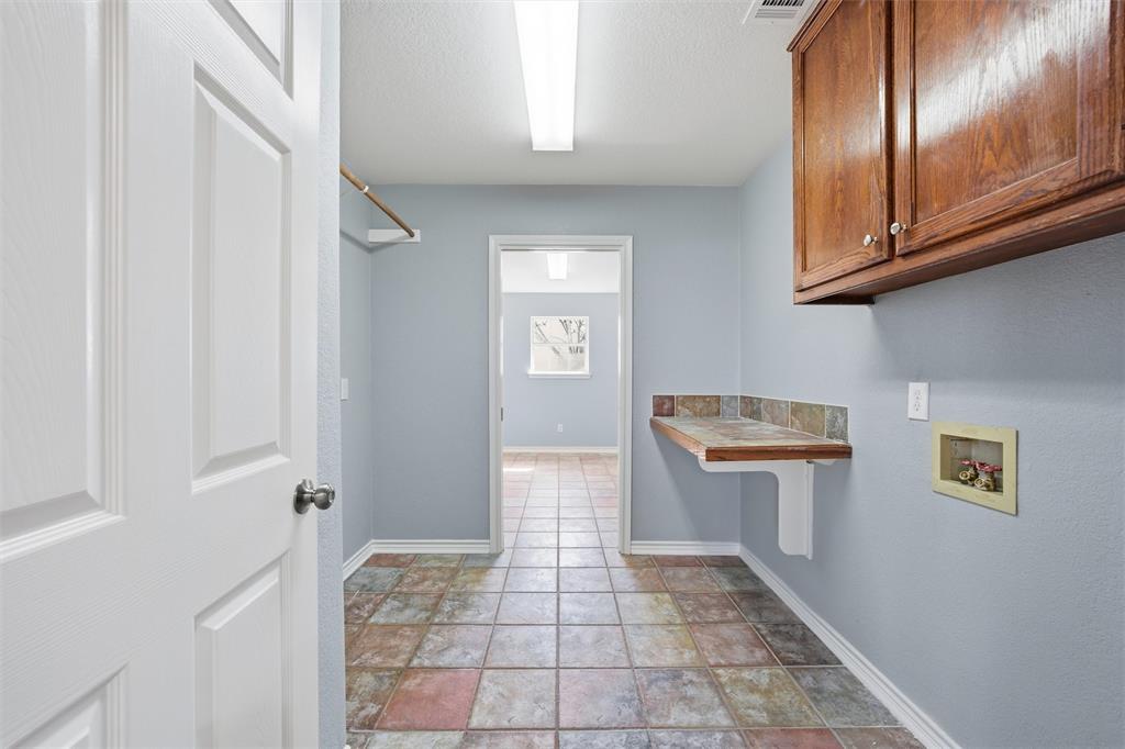 693 McLaughlin Road Woodway, TX 76712 - Photo 15 of 37