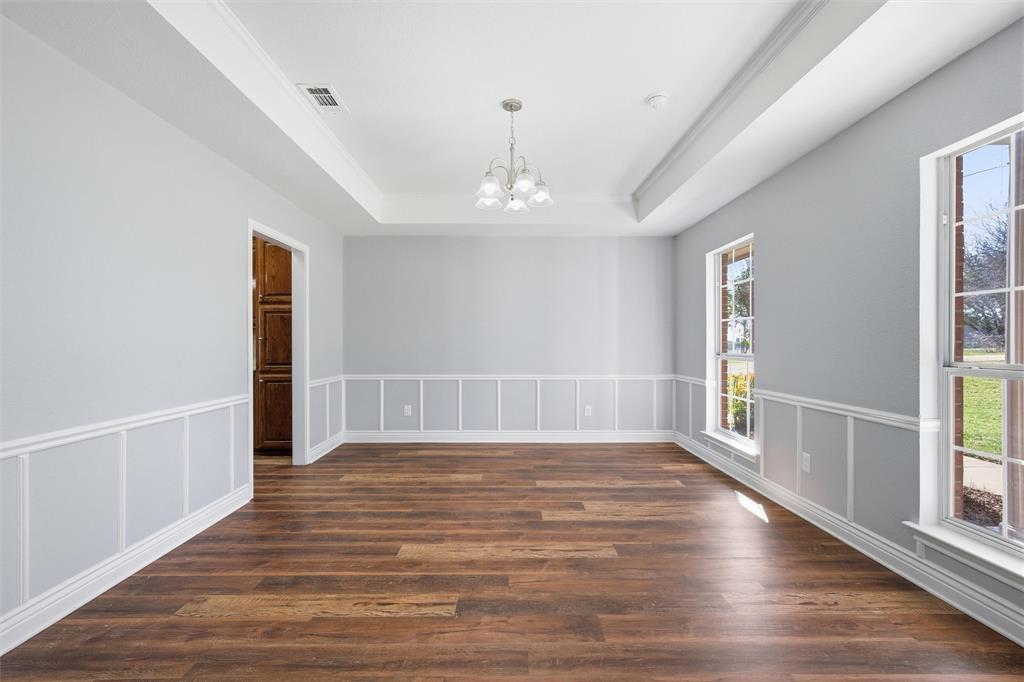 693 McLaughlin Road Woodway, TX 76712 - Photo 9 of 37