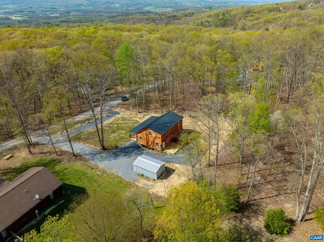 $349,000 | 136 Wildwood Lane, Shenandoah, VA 22849