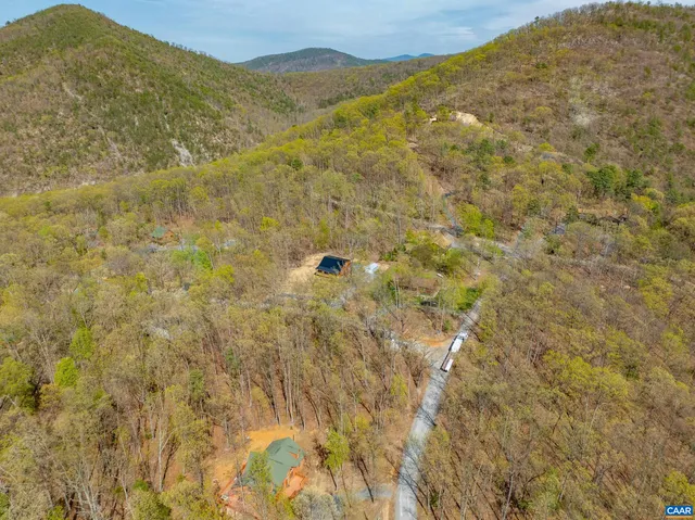 $349,000 | 136 Wildwood Lane, Shenandoah, VA 22849