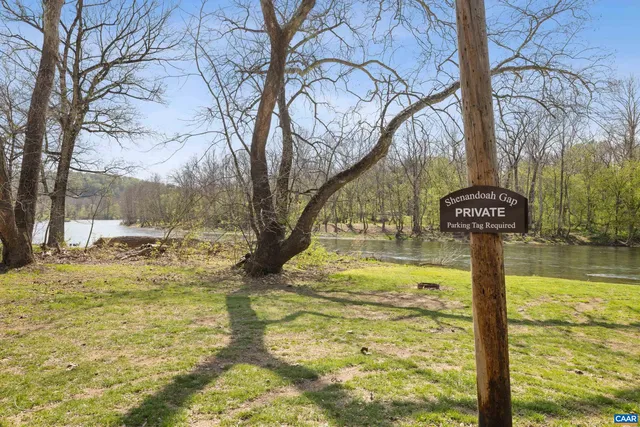 $349,000 | 136 Wildwood Lane, Shenandoah, VA 22849