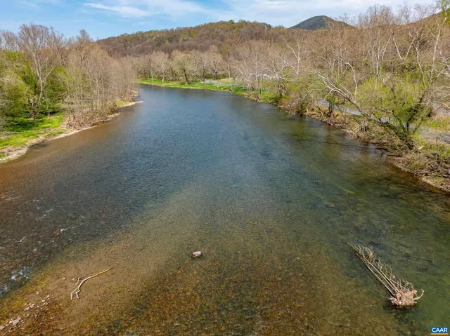 $349,000 | 136 Wildwood Lane, Shenandoah, VA 22849