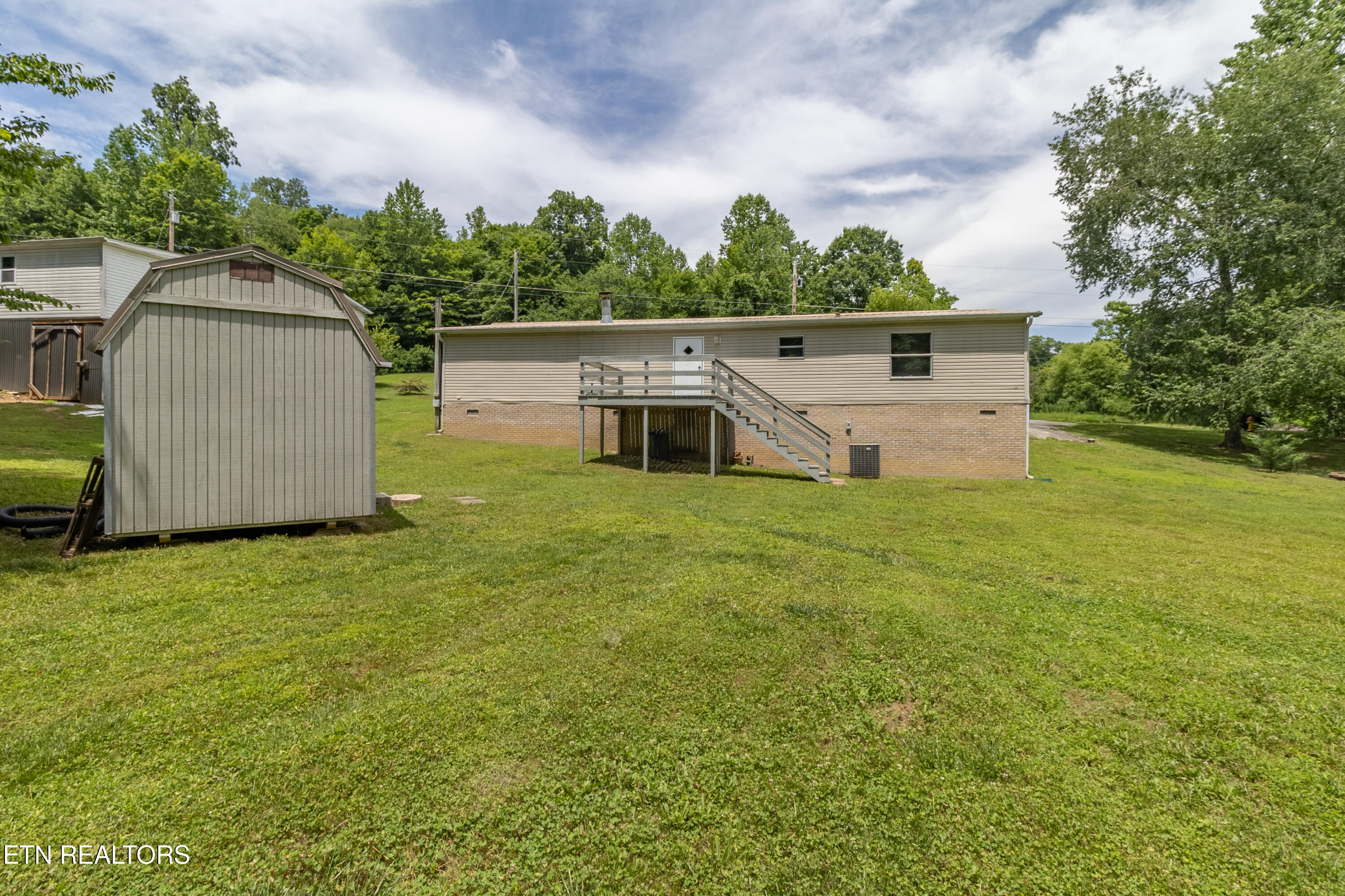 159 Cutters Lane Clinton, TN 37716 - Photo 30 of 34 _D5A8498-HDR