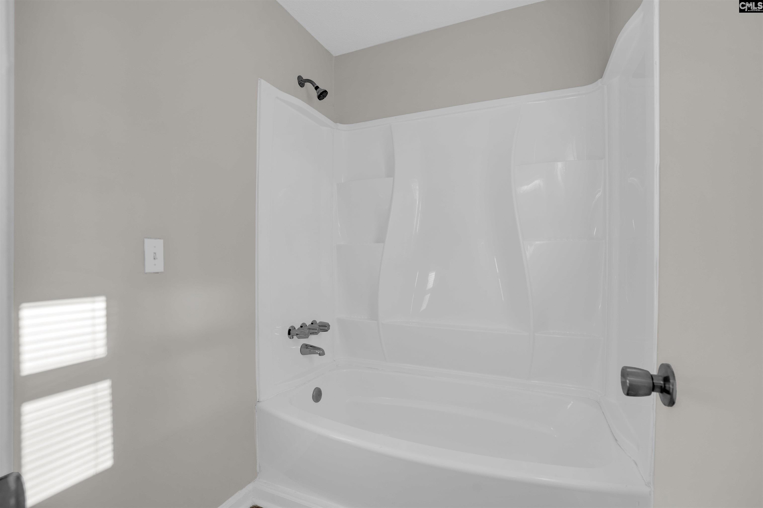 2620 Pleasant Ridge Drive Columbia, SC 29209 - Photo 27 of 37 a bathroom with a bathtub