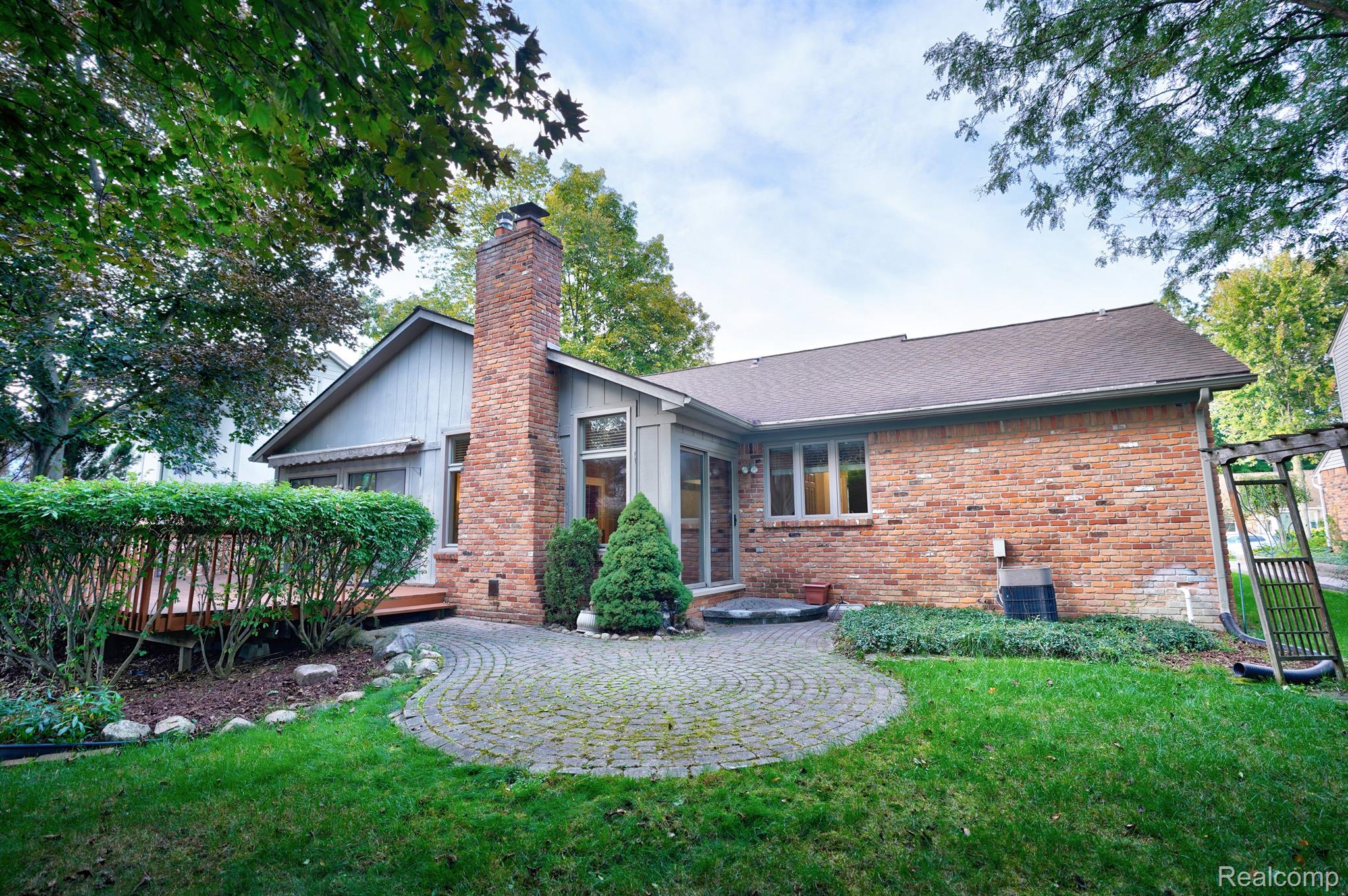 1219 Greenleaf Drive Rochester, MI 48309 - Photo 29 of 35