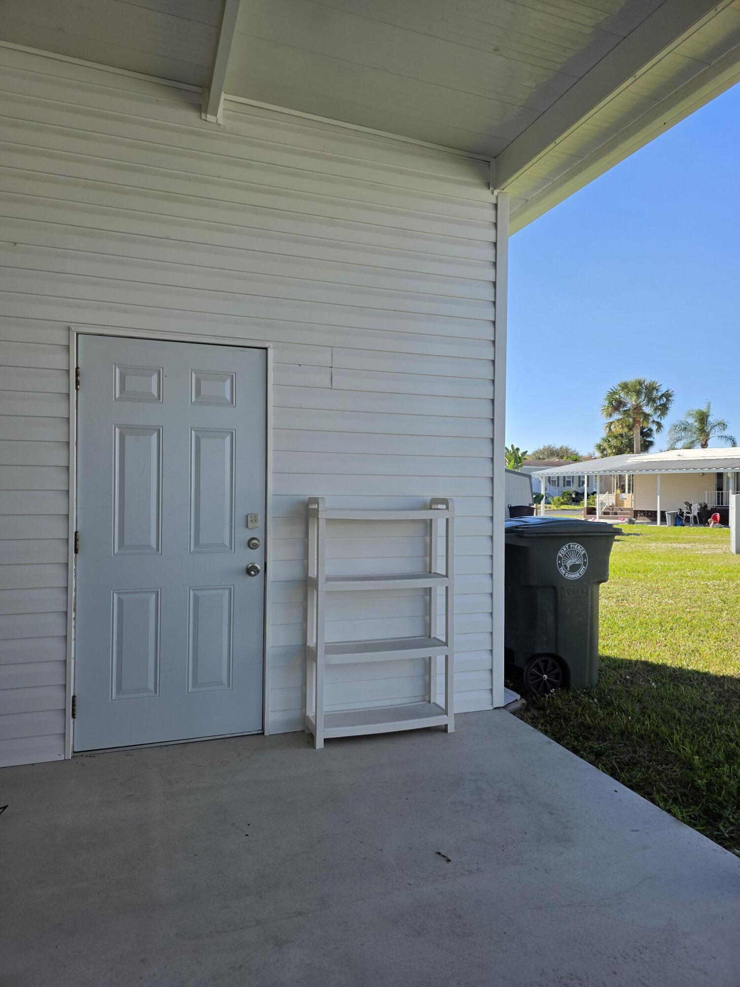 99 Sandhill Boulevard Fort Pierce, FL 34982 - Photo 4 of 20 1000048418