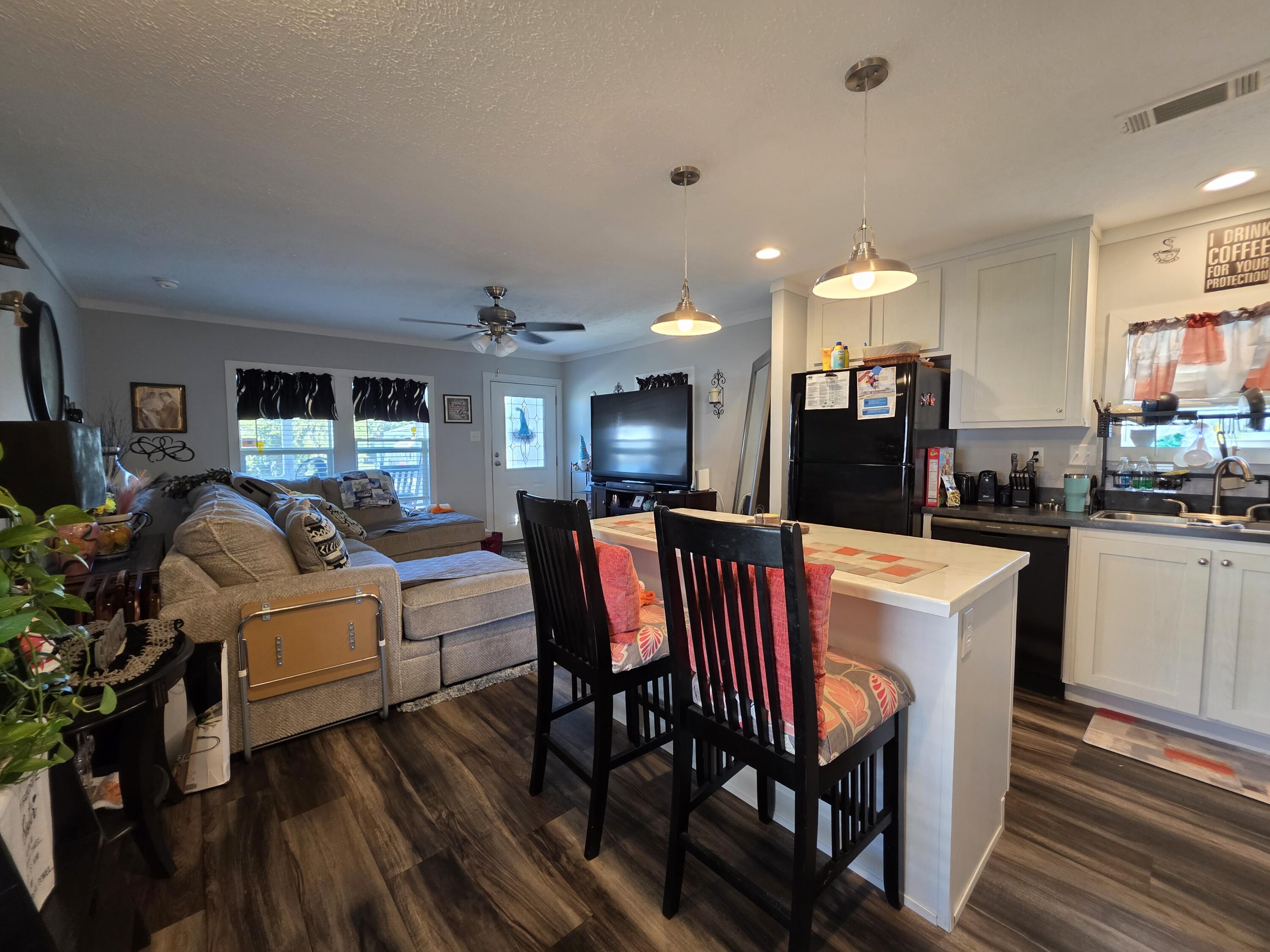 99 Sandhill Boulevard Fort Pierce, FL 34982 - Photo 6 of 20 1000048441