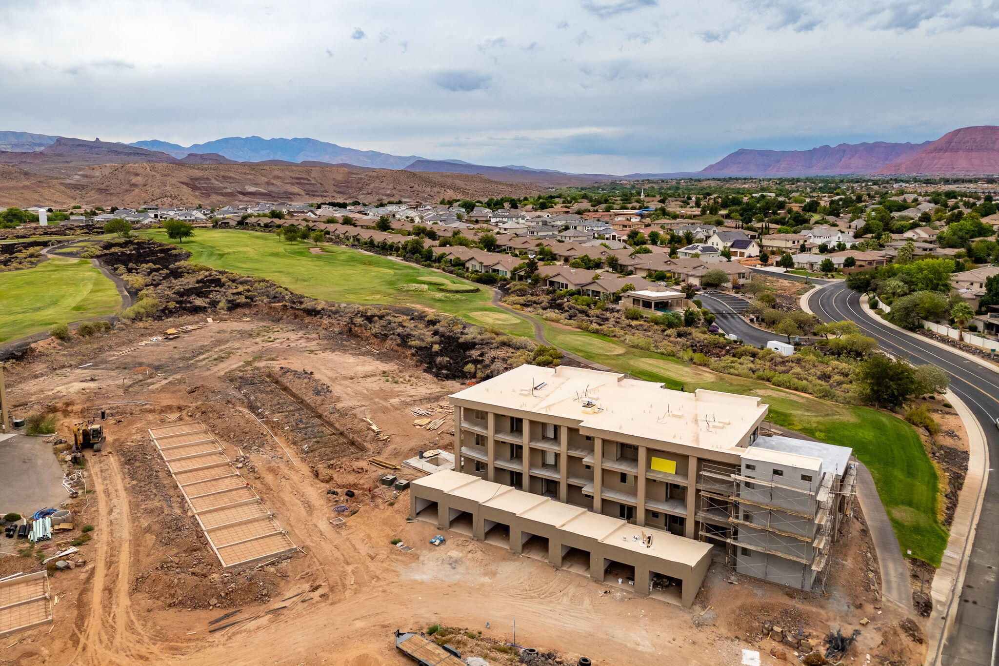 271 North Country Lane, Unit E60 St. George, UT 84770 - Photo 1 of 19 On golf course