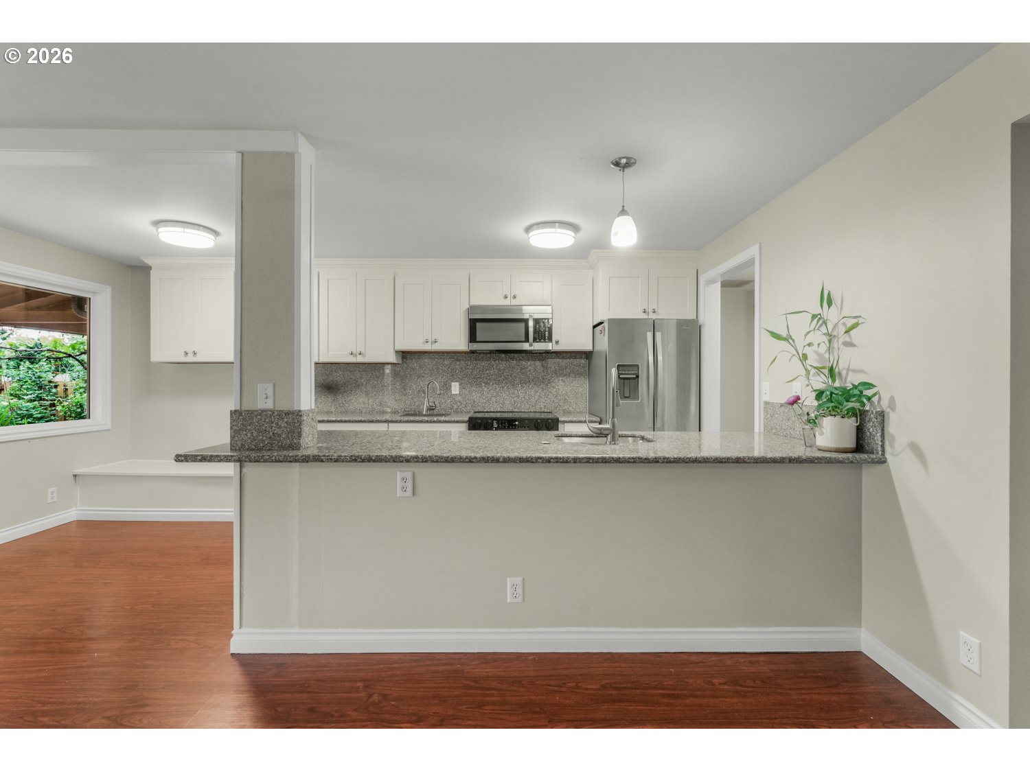9588 Southwest Frewing Court Tigard, OR 97223 - Photo 4 of 30