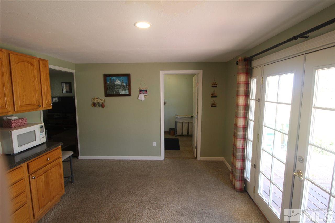 8715 Aquifer Way Reno, NV 89506 - Photo 6 of 18
