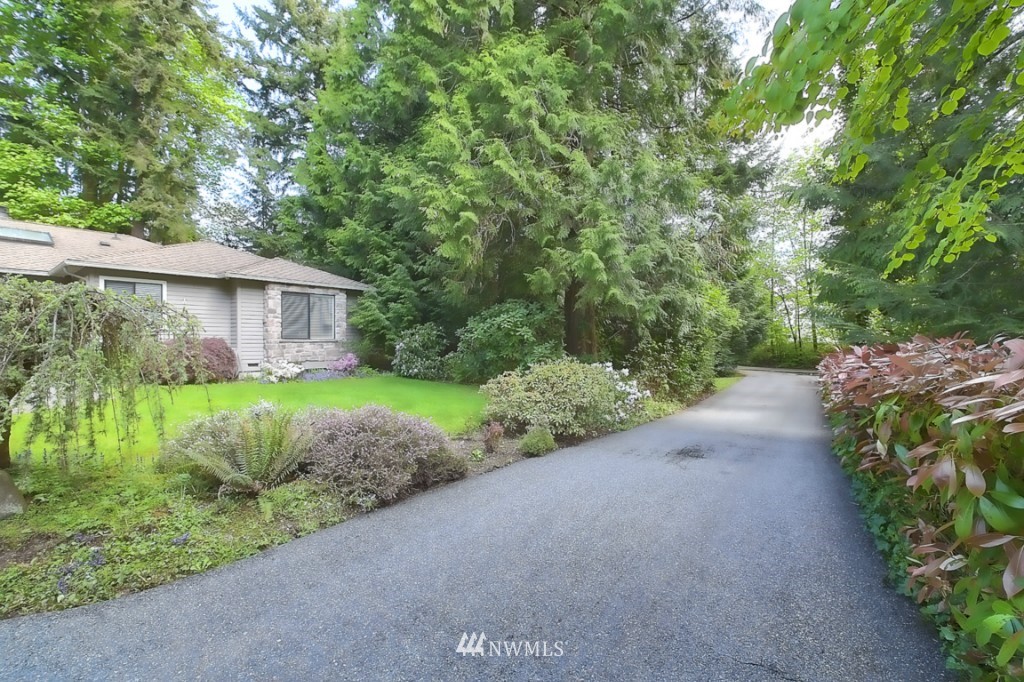 20004 York Drive Bothell, WA 98012 - Photo 2 of 20