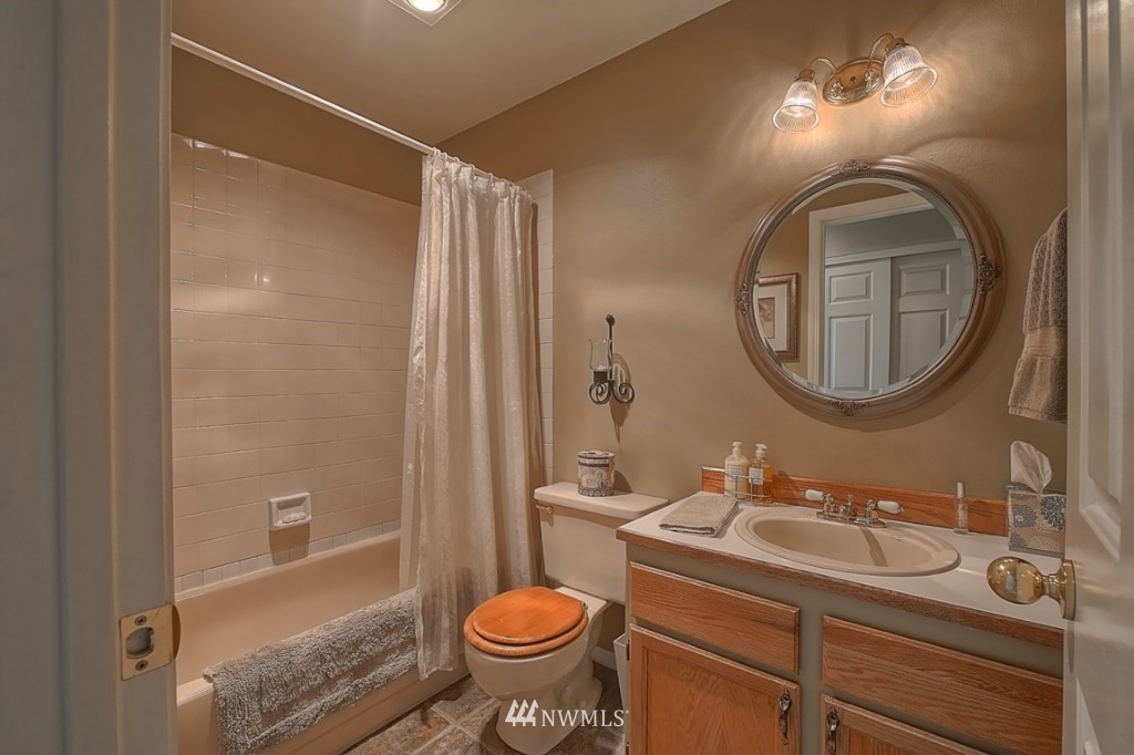 20004 York Drive Bothell, WA 98012 - Photo 18 of 20