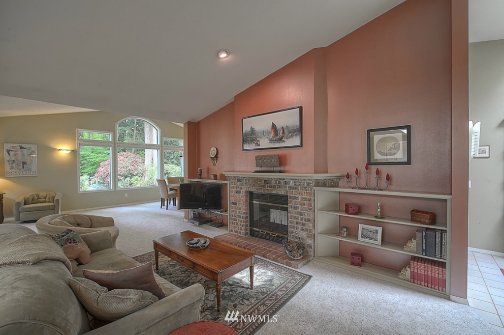 20004 York Drive Bothell, WA 98012 - Photo 4 of 20