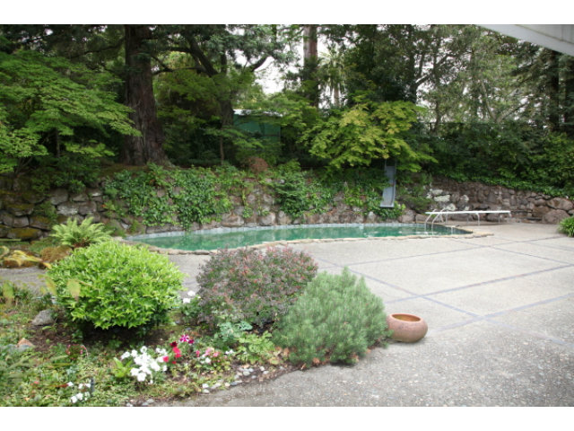 25 Bridge Road Hillsborough, CA 94010 - Photo 16 of 20