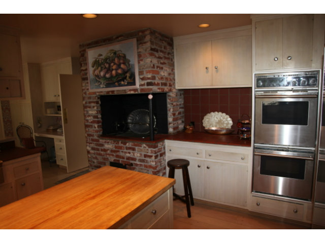 25 Bridge Road Hillsborough, CA 94010 - Photo 3 of 20