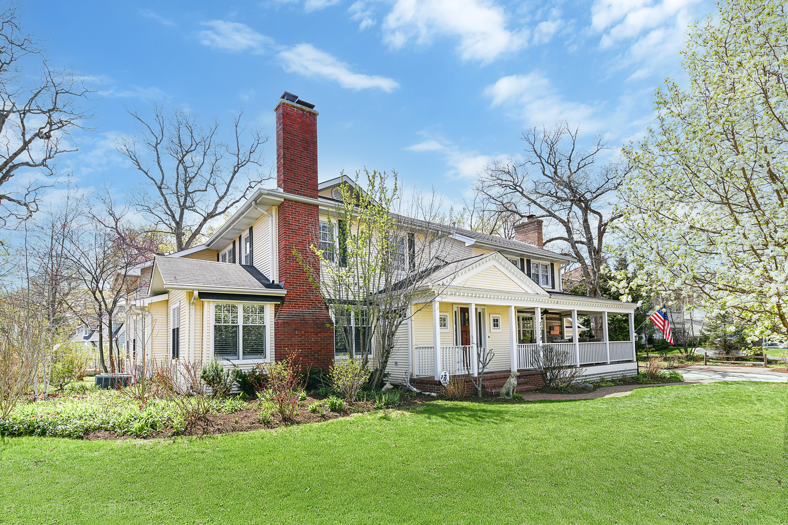 1140 Chatfield Road Winnetka, IL 60093 - Photo 1 of 42