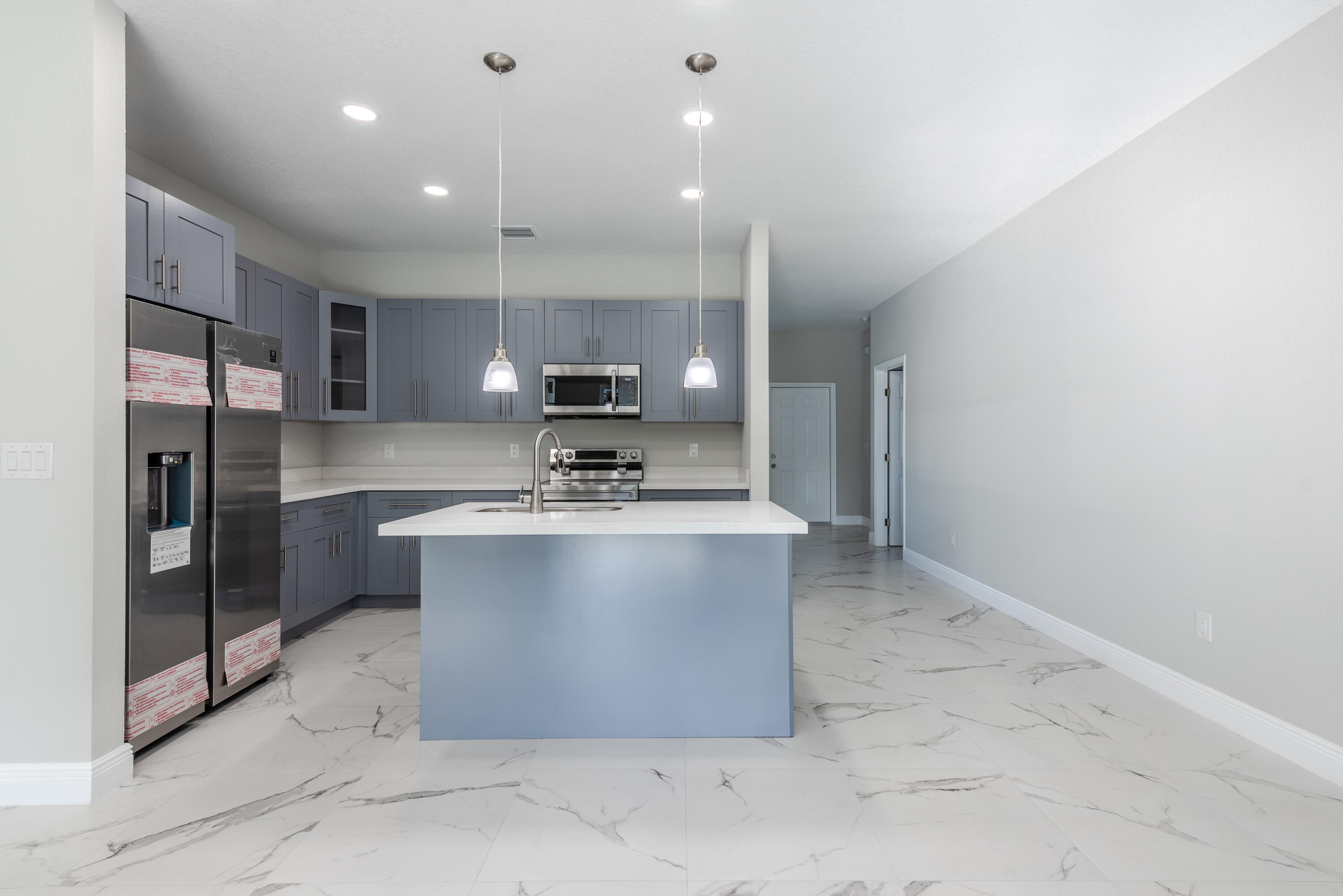 304 East Lake Road Palm Springs, FL 33461 - Photo 20 of 33 304 E Lake Rd-22