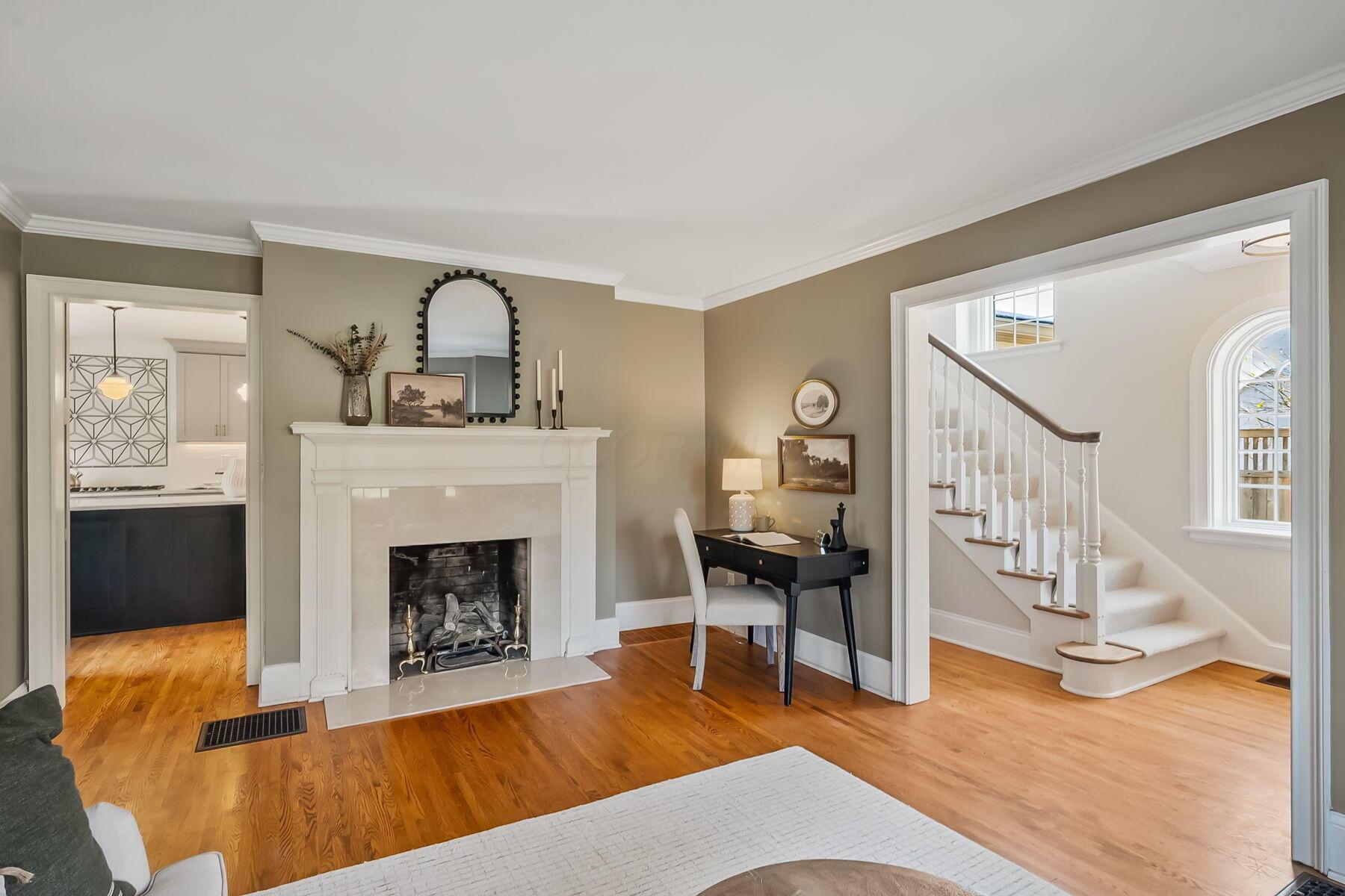 2063 Westover Road Columbus, OH 43221 - Photo 5 of 56 Living Room
