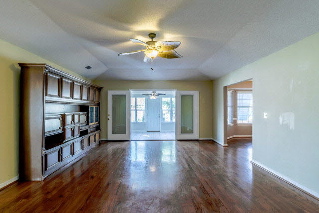 1511 Mulberry Lane Foley, AL 36535 - Photo 2 of 34 Family Room