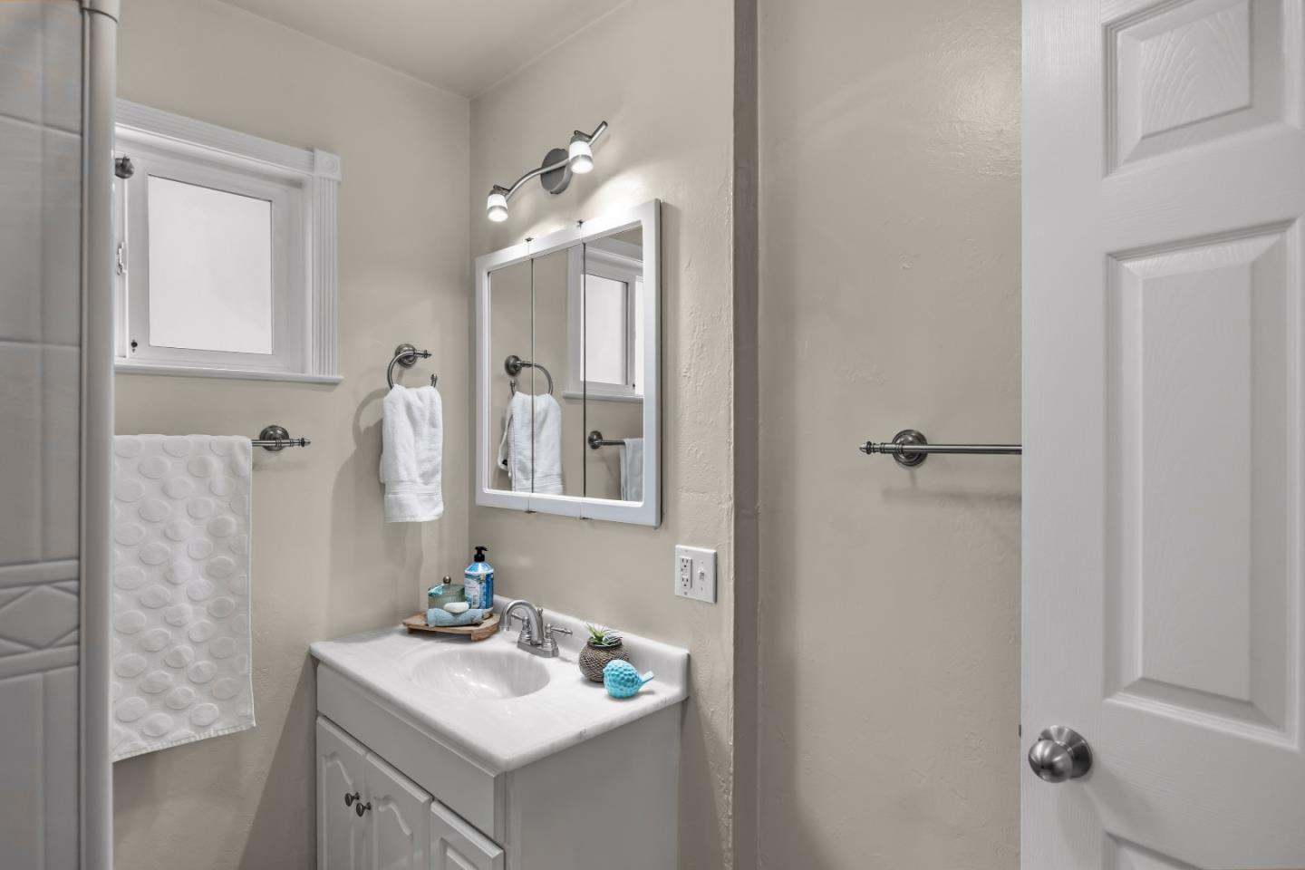 814 Parcel Street Monterey, CA 93940 - Photo 27 of 52
