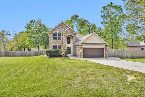 $379,000 | 10635 Forest Creek Drive, Conroe, TX 77318