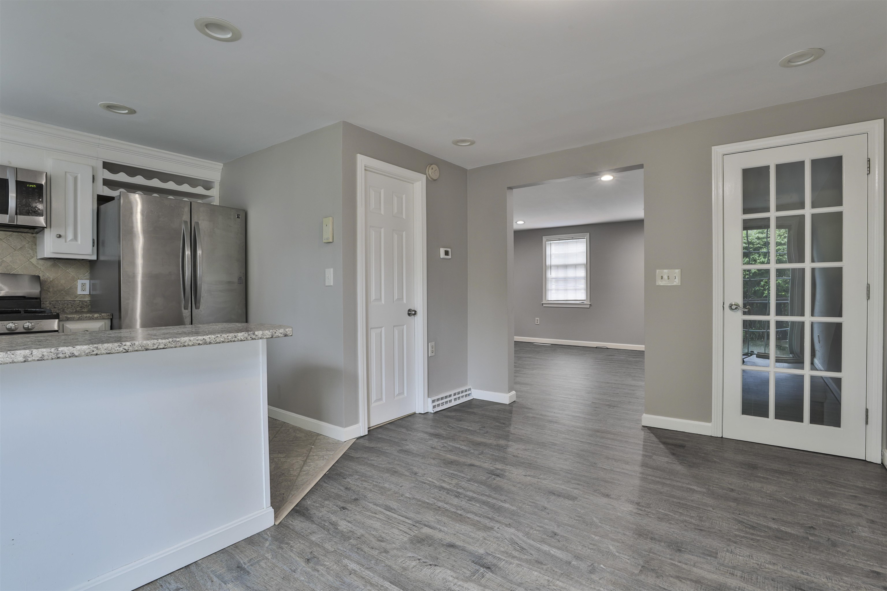 37 Cannongate III Road Nashua, NH 03063 - Photo 6 of 25