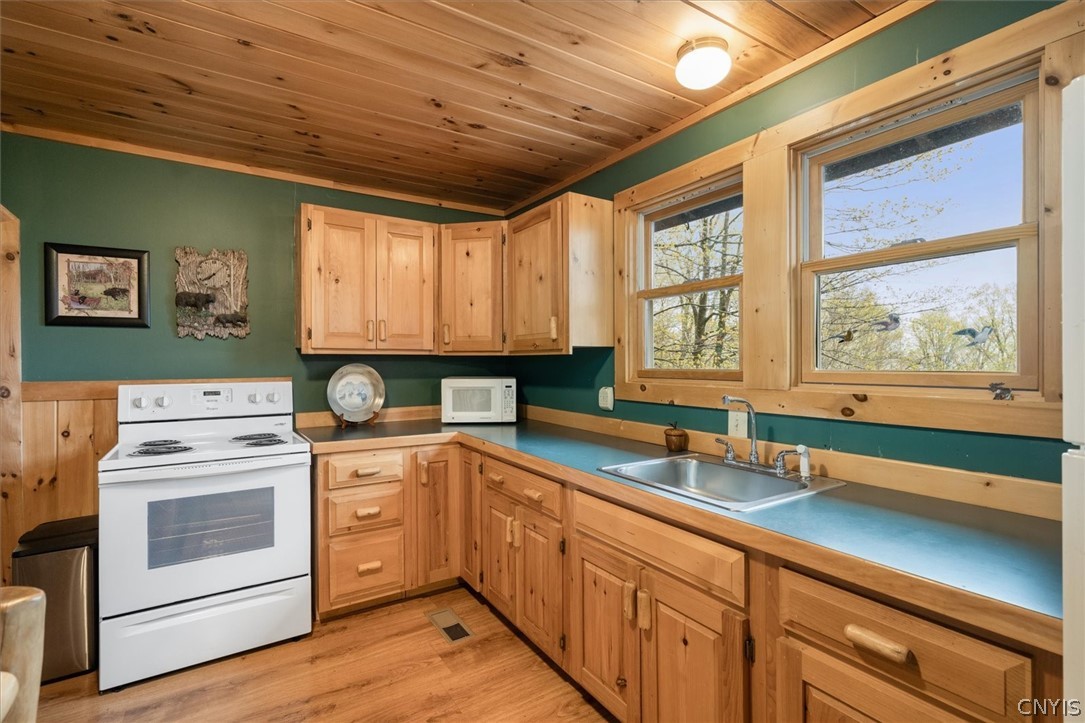 165 Seneca Road Webb, NY 13420 - Photo 28 of 45
