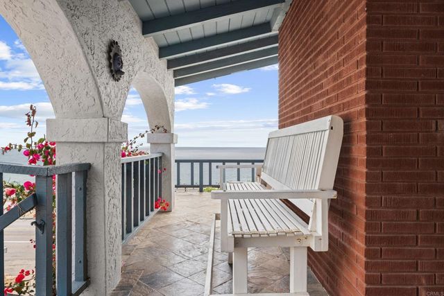 $4,275,000 | 1421 San Elijo Avenue, Cardiff-by-the-Sea, CA 92007