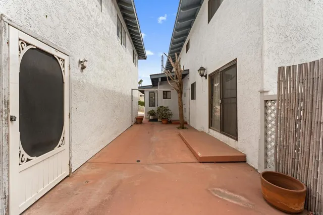 $4,275,000 | 1421 San Elijo Avenue, Cardiff-by-the-Sea, CA 92007