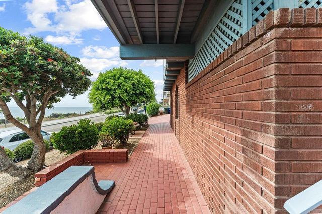 $4,275,000 | 1421 San Elijo Avenue, Cardiff-by-the-Sea, CA 92007