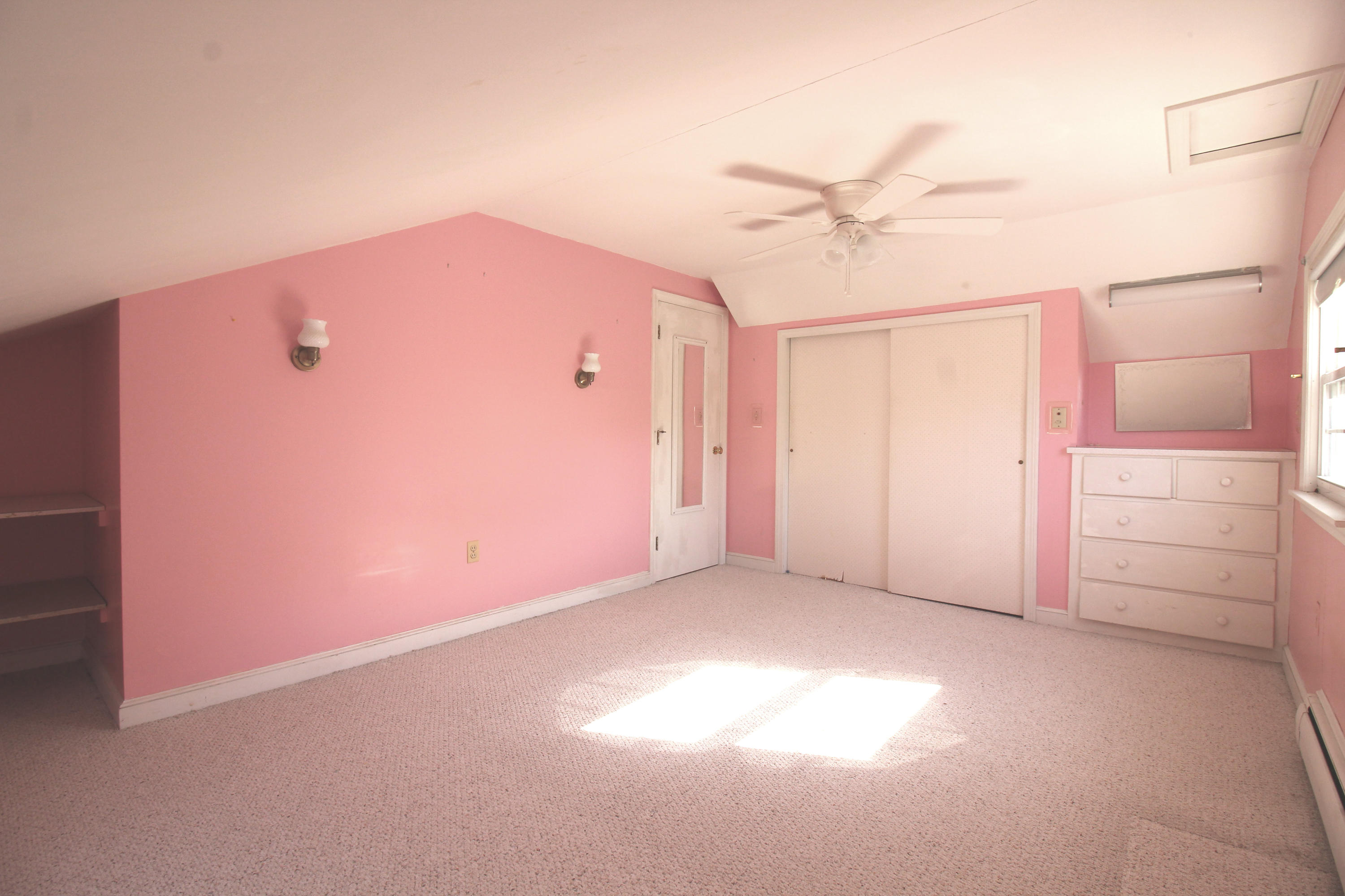 21 Wayside Road Portland, ME 04102 - Photo 24 of 25 2nd Floor Bedroom