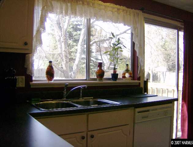 4365 Lloyd Way Reno, NV 89502 - Photo 3 of 9 Photo 3