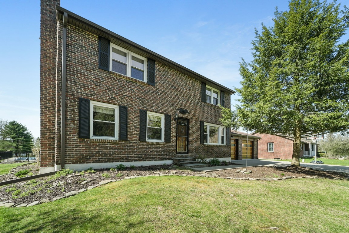18 Warner Road Binghamton, NY 13901 - Photo 1 of 50 Gallery Image 1