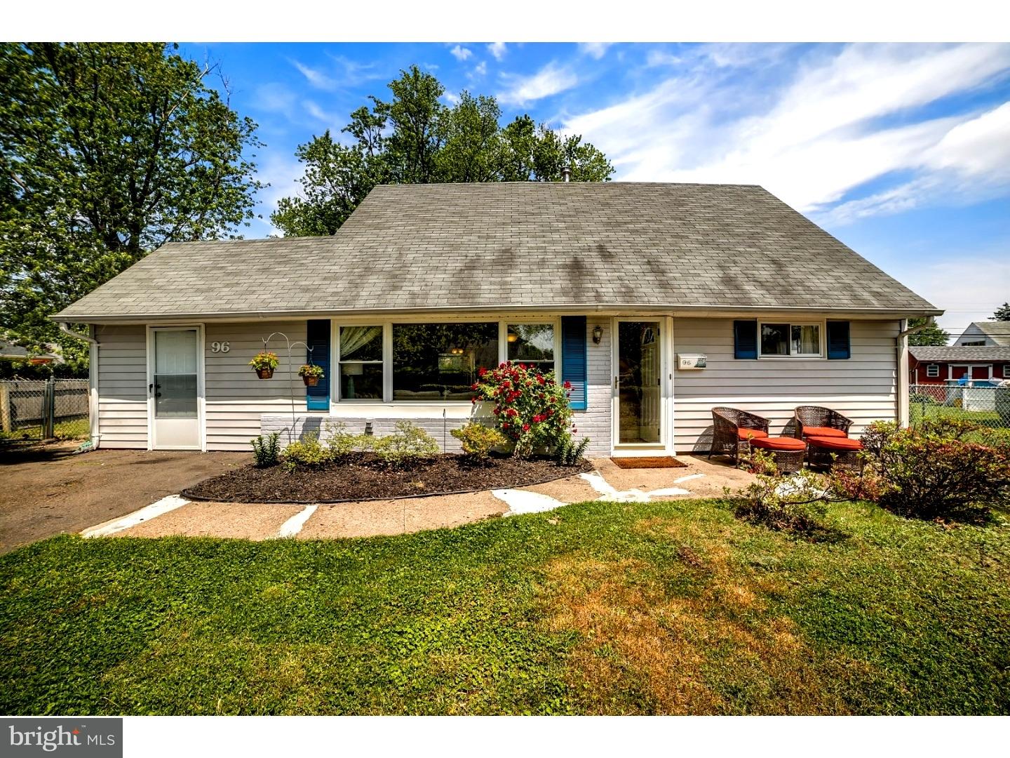 96 Indigo Road Levittown, PA 19057 - Photo 1 of 25 Gallery Image 1