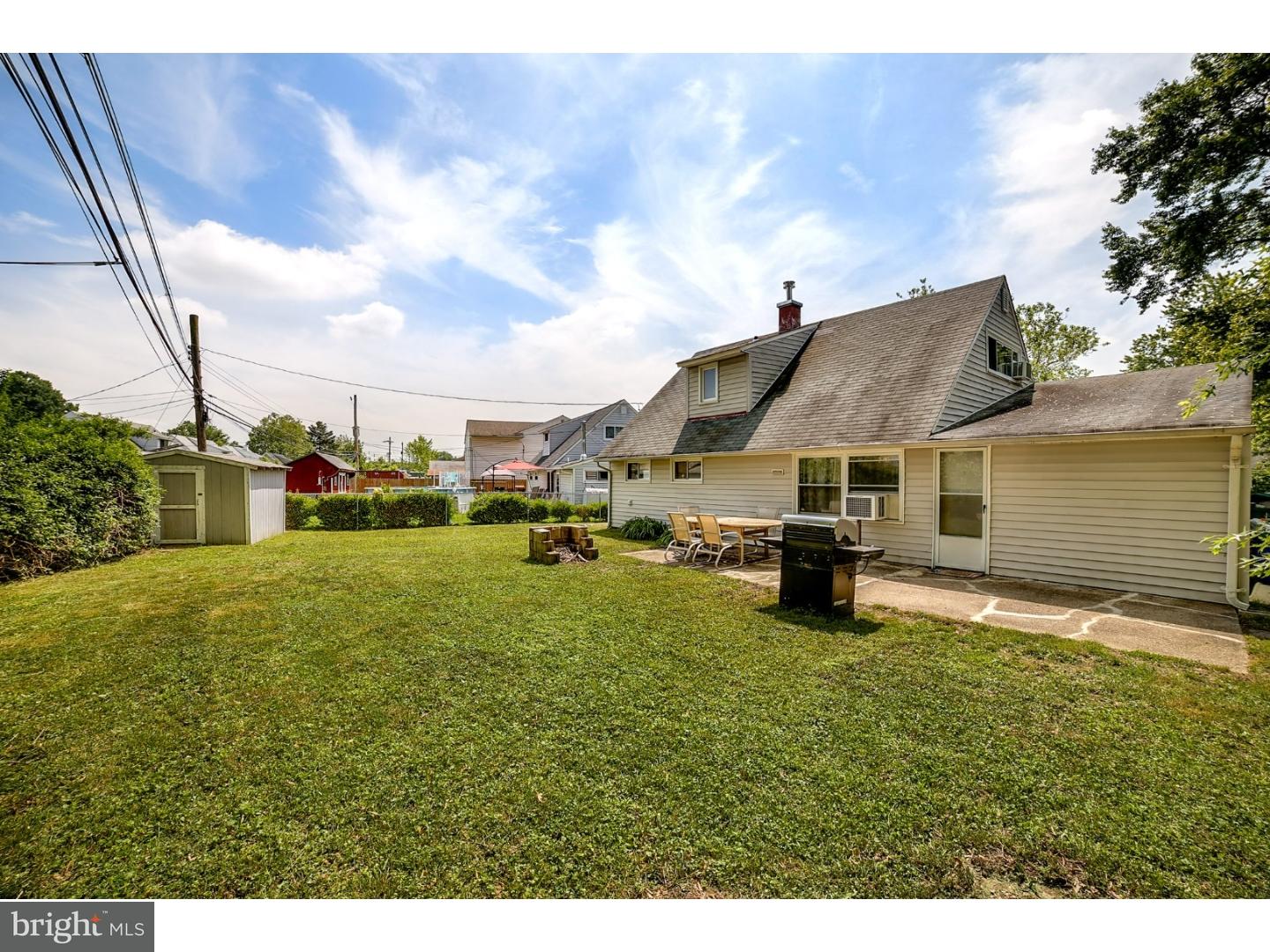 96 Indigo Road Levittown, PA 19057 - Photo 21 of 25 Gallery Image 21