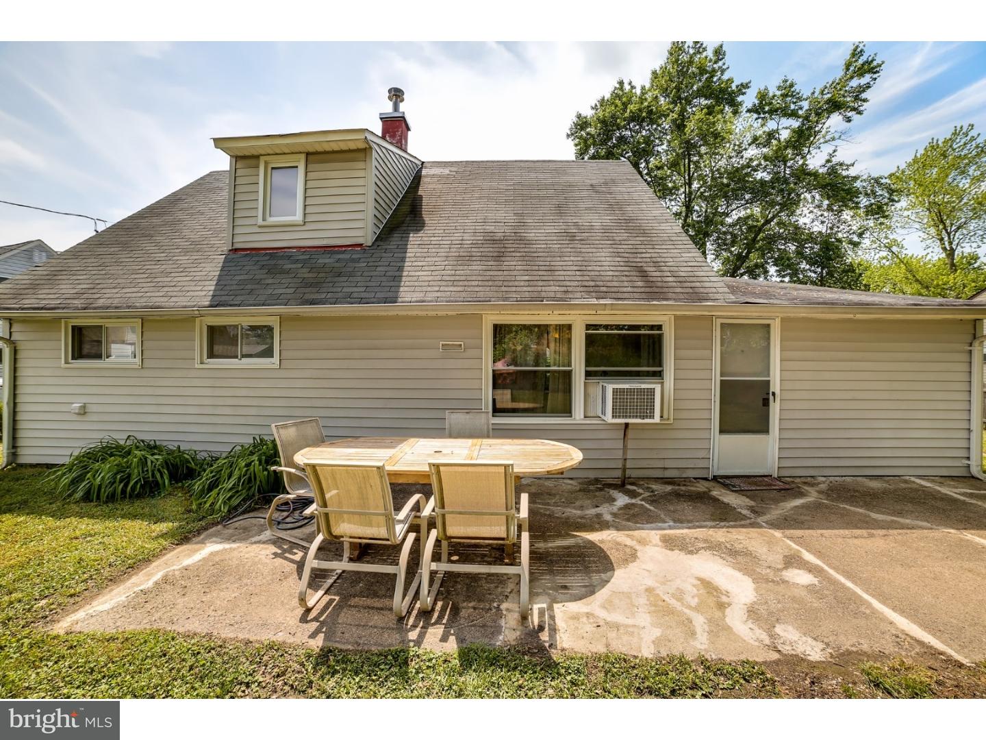 96 Indigo Road Levittown, PA 19057 - Photo 22 of 25 Gallery Image 22