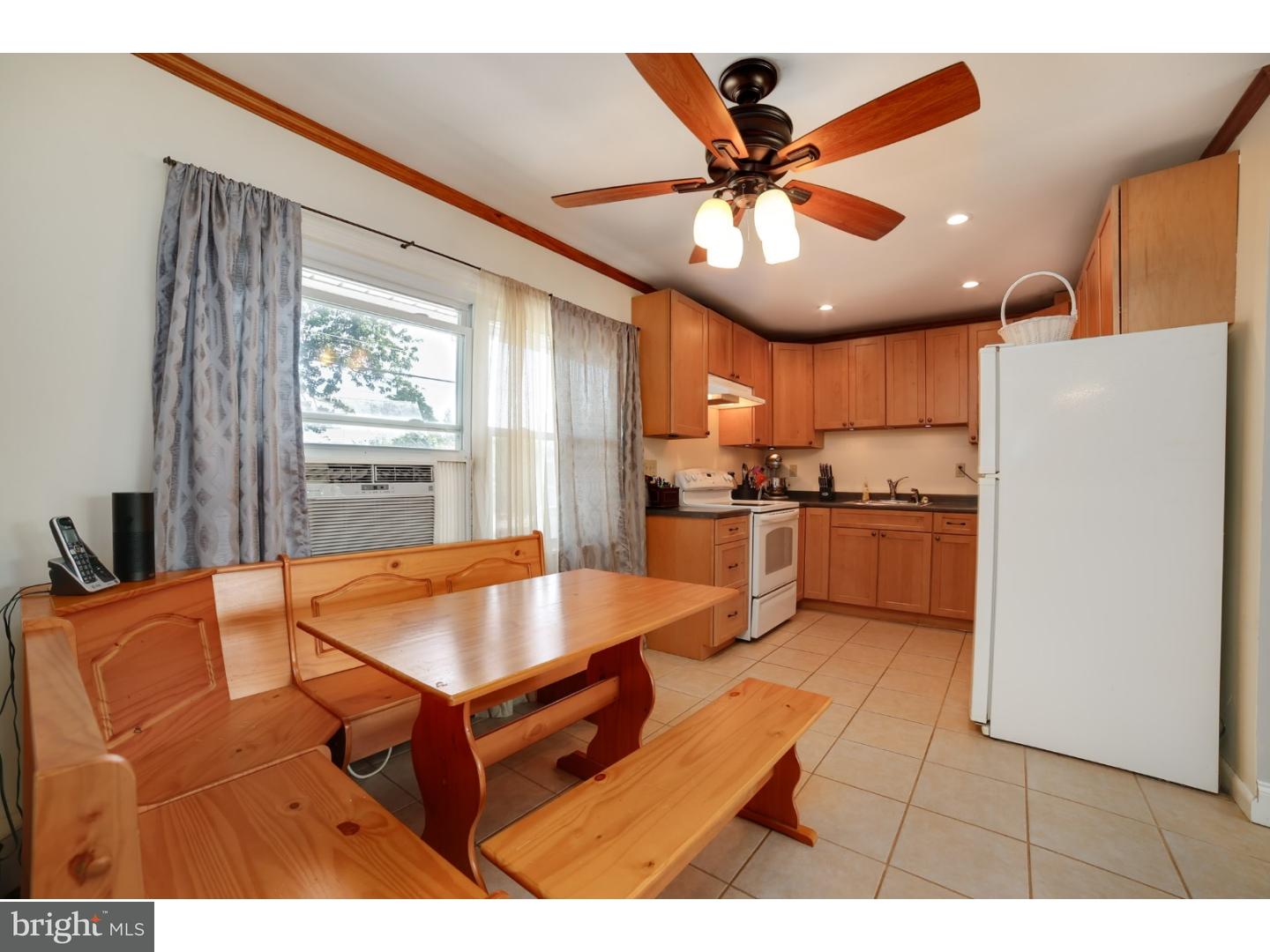 96 Indigo Road Levittown, PA 19057 - Photo 8 of 25 Gallery Image 8