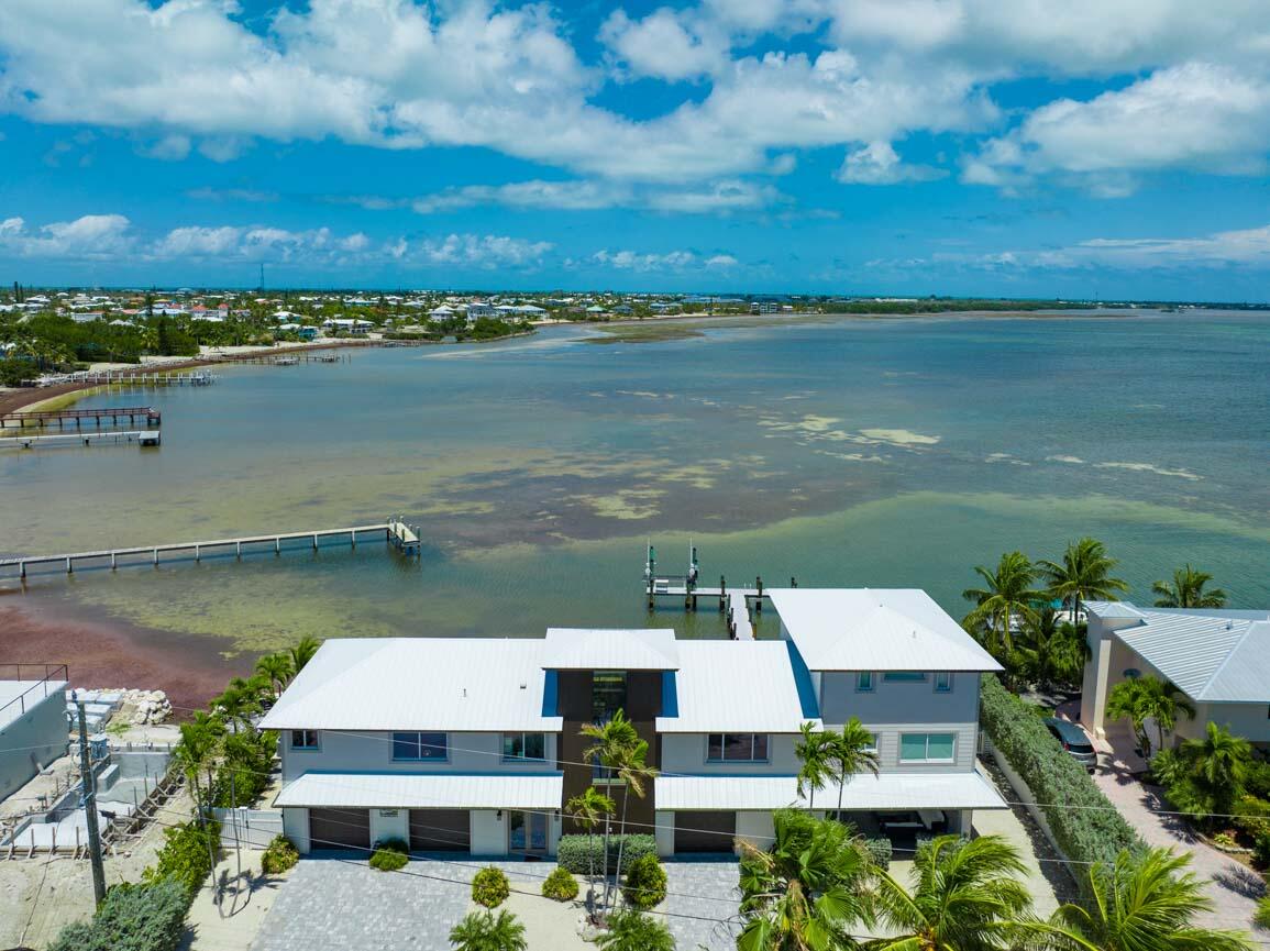 14 East Ocean Drive Marathon, FL 33050 - Photo 43 of 48 a view of a city with an ocean