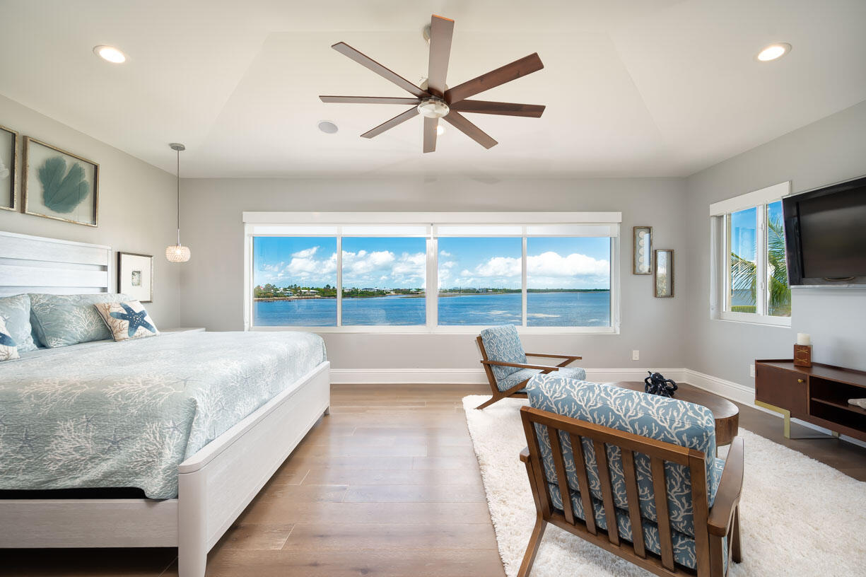 14 East Ocean Drive Marathon, FL 33050 - Photo 5 of 48 a living room with furniture and a flat screen tv