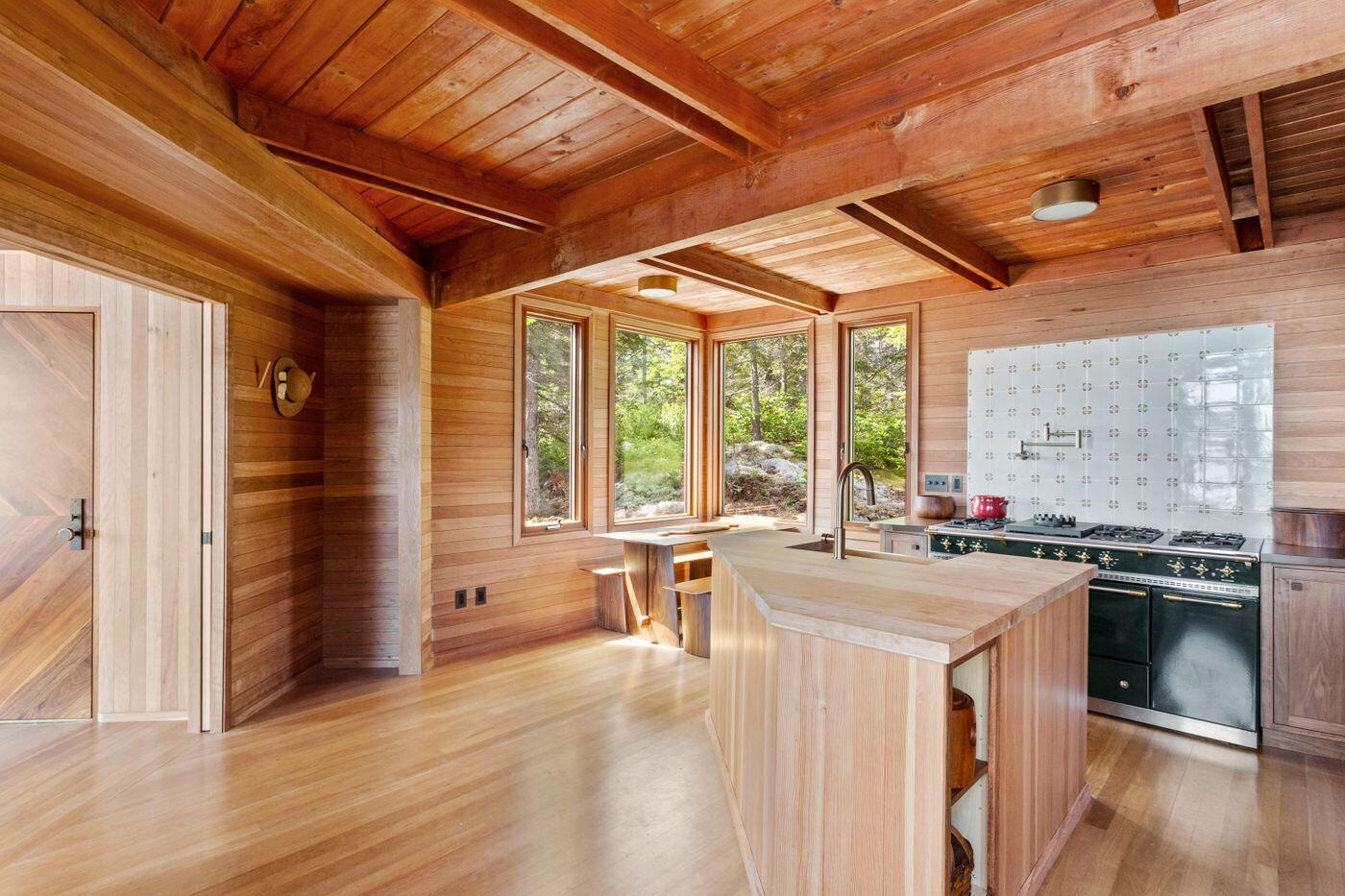 52 Starboard Rock Road Vinalhaven, ME 04863 - Photo 12 of 54 W12-ME2210_11