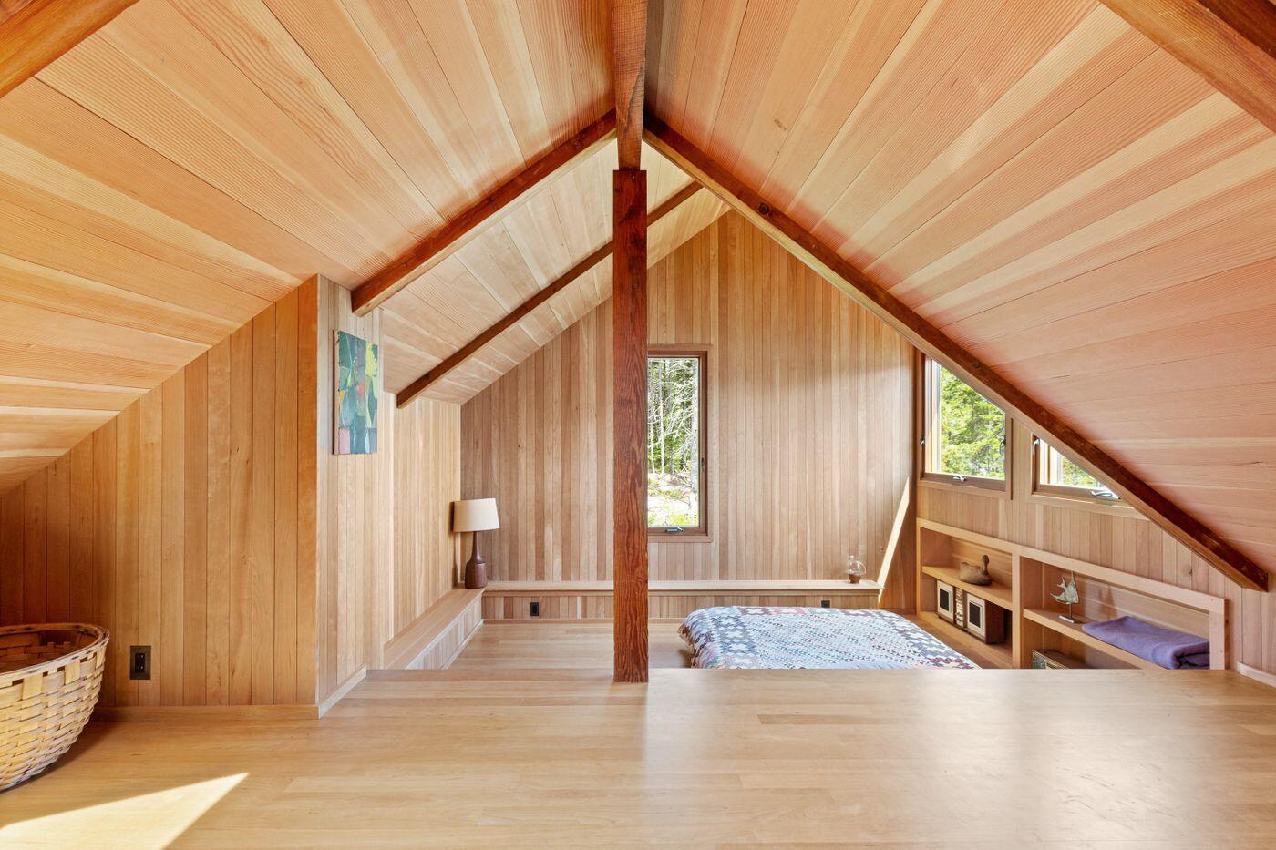 52 Starboard Rock Road Vinalhaven, ME 04863 - Photo 17 of 54 W17-ME2210_16