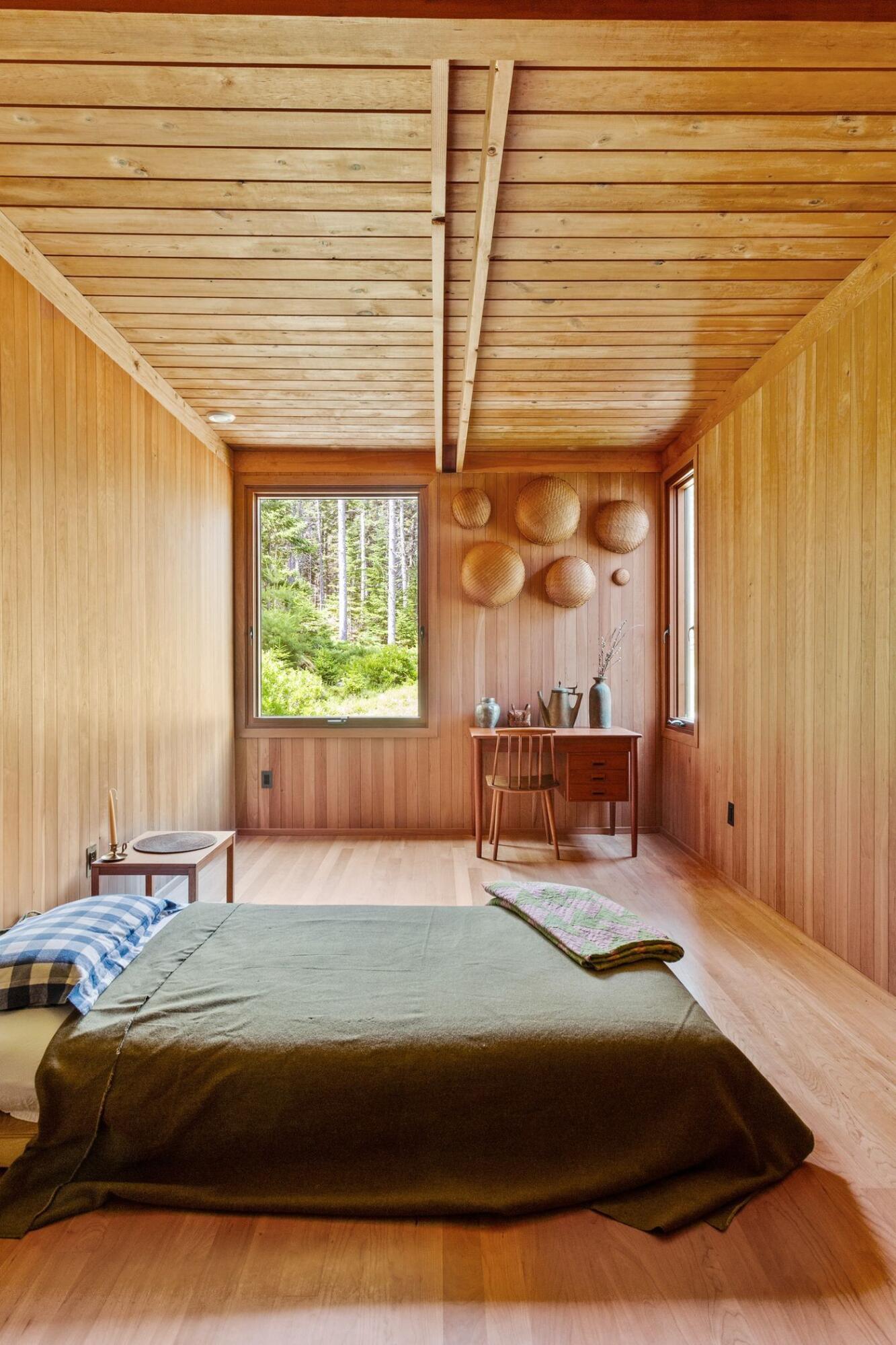 52 Starboard Rock Road Vinalhaven, ME 04863 - Photo 24 of 54 W24-ME2210_21a